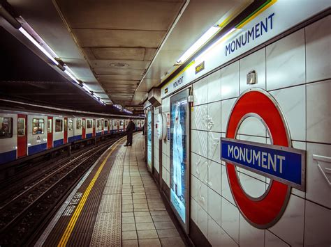 How to Do the London Underground With Luggage