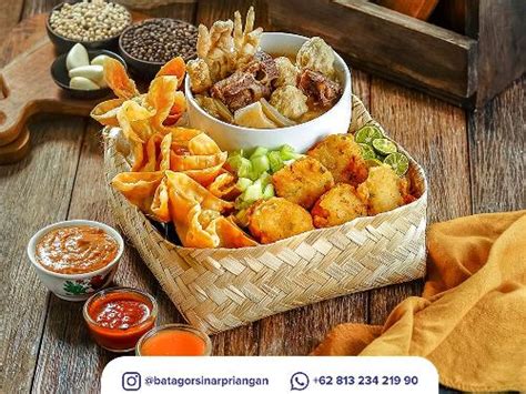 Daftar Harga Menu Delivery Batagor Dan Siomay Sinar Priangan, Jakarta ...