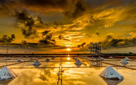 sunlight, Reflection, Clouds, Sky Wallpapers HD / Desktop and Mobile ...