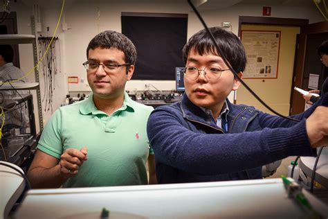 Researchers turn off backscattering, aim to improve optical data ...