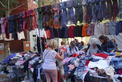 10 Tips for El Rastro Flea Market in Madrid | marjorierwilliams.com