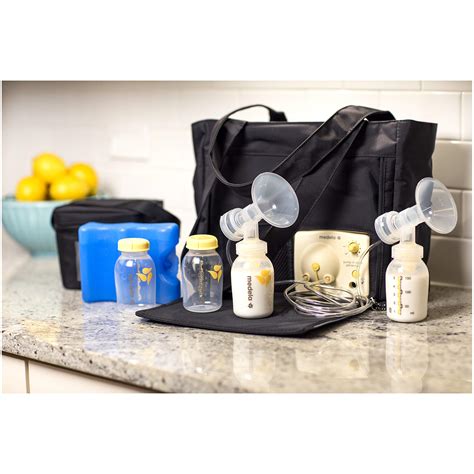 Medela Pump in Style Advanced with On the Go Tote, Double Electric ...