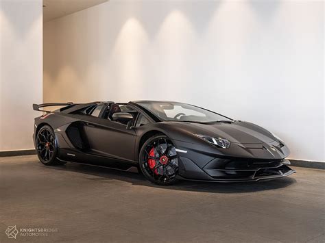 Descubrir 101+ imagen lamborghini aventador svj black - Abzlocal.mx