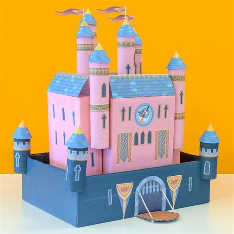 Disney Prinzessinnenschloss | Castle crafts, Disney princess castle, Fairy house crafts