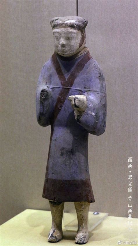 Chinese Han dynasty figurine | Chinese art, Antique sculpture, Art periods