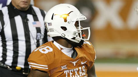 Texas Longhorns bring back metallic helmet decals on Thanksgiving ...