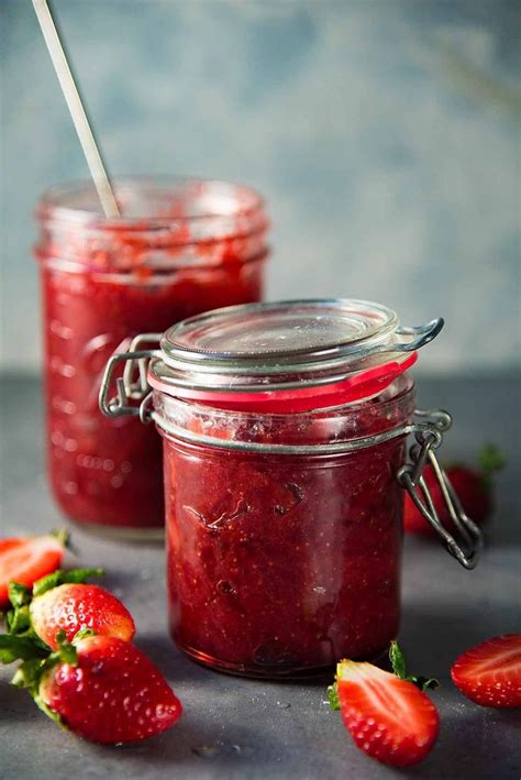 Homemade Strawberry Jam with reduced sugar and NO store-bought pectin! Made with overripe st ...