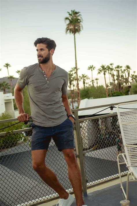 Advanced Men's Fashion Tip: Essential Summer Style Details