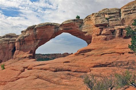 The Best Arches National Park Hikes (Classic Highlights + Lesser Known)