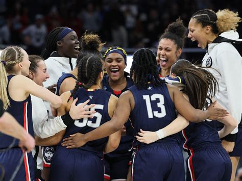 27 years to the day: UConn defeats Stanford in the NCAA Women's Final ...