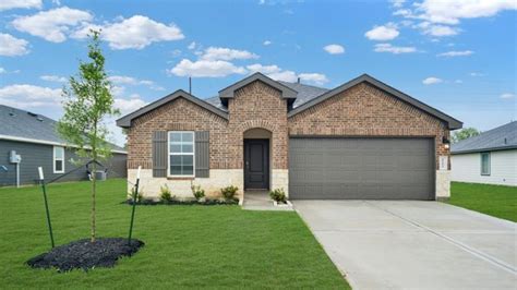 HARRIS Plan - 1002 Switchgrass Ct., Sealy, TX 77474 | realtor.com®