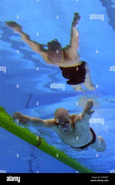 2000 olympics swimming hi-res stock photography and images - Alamy