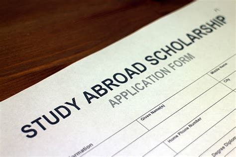 Colleges in Canada Offering Scholarships to International Students