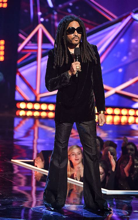 Lenny Kravitz iHeartRadio Music Awards 2023: Outfit & Performance ...