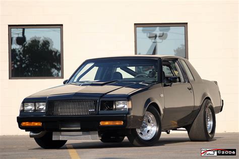 The Hottest Muscle Cars In the World: Buick Grand National - Muscle Cars Overview