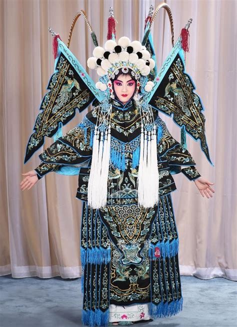 Chinese opera costume - satsop