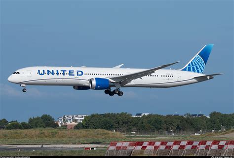 N12012 United Airlines Boeing 787-10 Dreamliner Photo by Gianluca ...