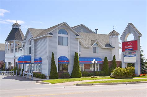 Mackinaw City Hotels - Ramada Inn Waterfront Hotel Amenities