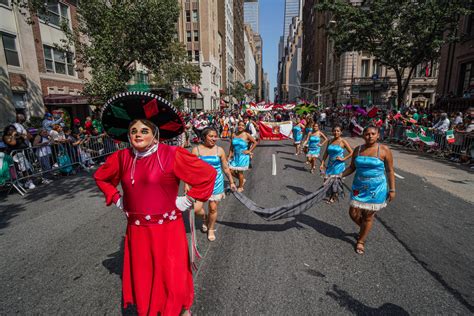 SEE IT: The Mexican Day Parade marches through Midtown | amNewYork