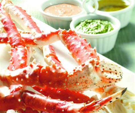 ALASKA CRAB LEGS WITH DIPPING SAUCES - 10th & M Seafoods