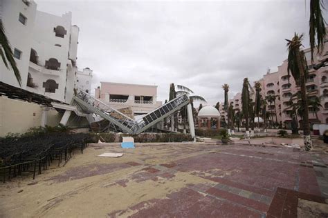 Hurricane Odile hits Mexico - Photos - Hurricane Odile hits Los Cabo, Mexico - NY Daily News