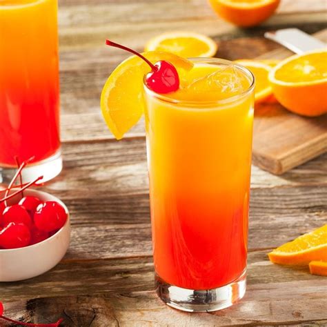 35 Easy Mixed Drinks Anyone Can Master I Taste of Home