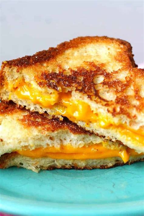 The Perfect Vegan Grilled Cheese. - The Pretty Bee