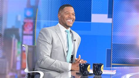 Michael Strahan Extends Contract With ABC’s ‘Good Morning America ...