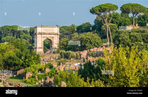 Arch of titus in the roman forum hi-res stock photography and images ...