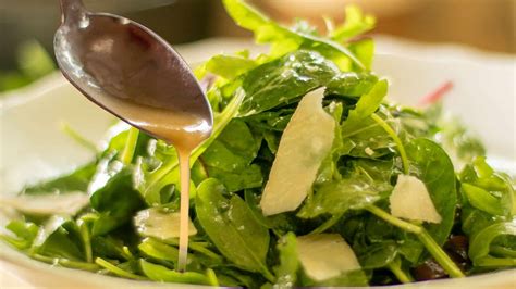 Salad with MJ’s French Dressing – Jobeco Food