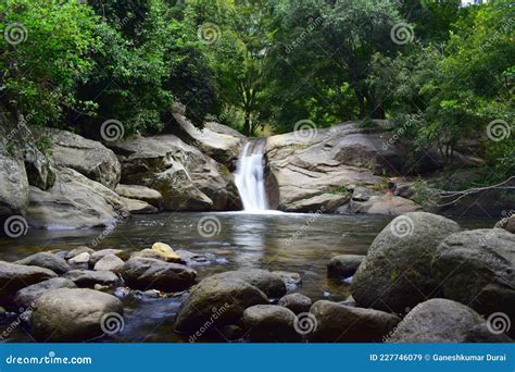 Kurangani Waterfalls in Theni Stock Image - Image of incredible, leaf ...