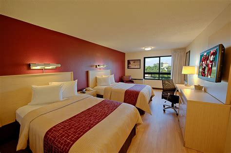 Hotel Review: Red Roof PLUS + Secaucus/Meadowlands, NJ - TravelWritersMagazine