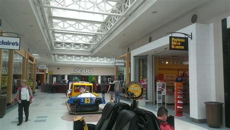 Apache Mall - Rochester, Minnesota - Sears Corridor - a photo on Flickriver