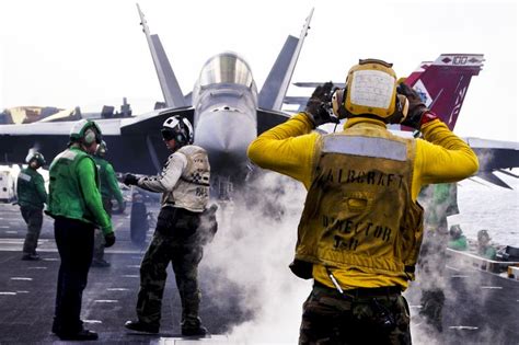 17 Best images about Flight Deck Crew on Pinterest | Philippines, July 15 and Helmets