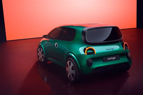 New £17k Renault Twingo EV readies for 2026 launch – but right-hand ...