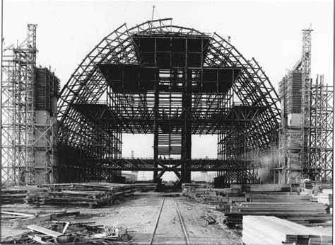 Vintage Orange: The Tustin Blimp Hangars