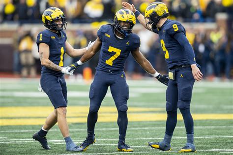 Blowouts, scandals, and perfection: How Michigan reached the College ...