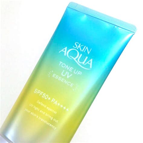 ROHTO Skin Aqua Mint Green Sunscreen Tone Up UV Essence SPF50 - Made in Japan - TAKASKI.COM