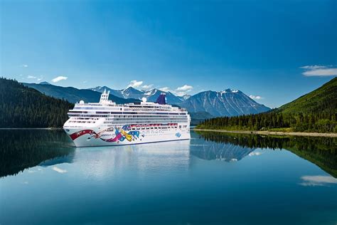 Ship Guide: Top Things to Do on Norwegian Jewel | NCL Travel Blog