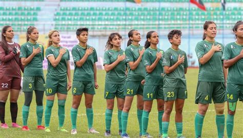 Pakistan women football team's departure delayed - Football - geosuper.tv