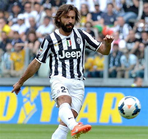 Andrea Pirlo Scores Brilliant Free-Kick Goal in Juventus Season Finale | Bleacher Report