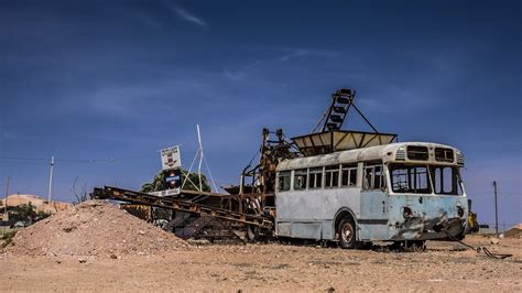 Coober Pedy, Australia the Place to Go for Opal and Cavemen - diariesof