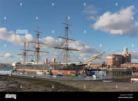 Hms warrior 1860 hi-res stock photography and images - Alamy