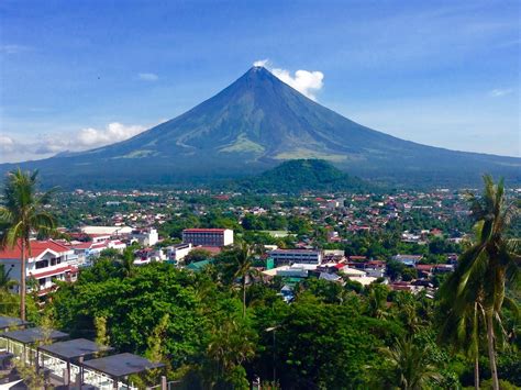 TheBrilloman: Mayon Volcano Natural Park