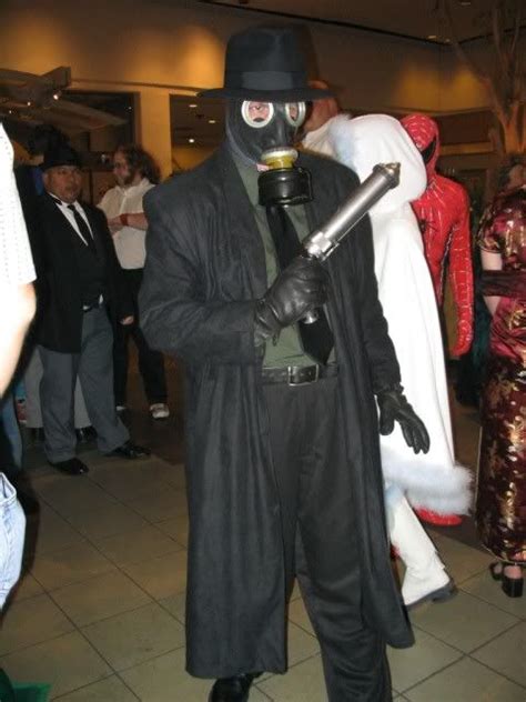 Sandman in JSA Forum | Sandman, Dc comics cosplay, Cosplay