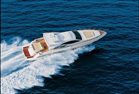 Azimut Range: S Collection - Yachts International