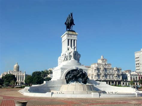 monumento al general maximo gomez ciudad habana cuba Cuban, Statue Of ...