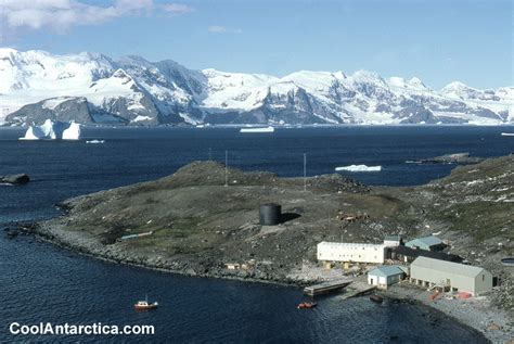 Thumbnails - Signy Island Antarctica base dusk - Free use pictures of Antarctica