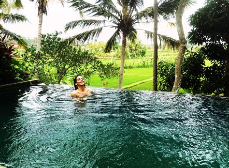 Bali Ubud infinity pool | Pool, Infinity pool, Ubud