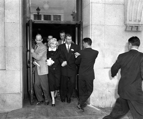 Candid Photographs From Marilyn Monroe and Joe DiMaggio's Wedding in ...